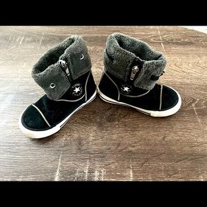 Converse All Star Chuck Taylor Toddler High Top Boots - Size 7